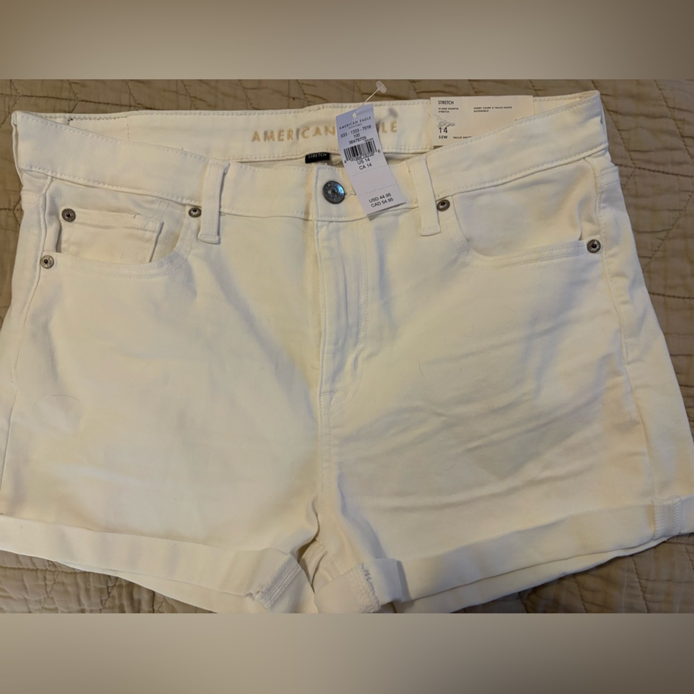 American Eagle Outfitters Women's Cream Jean Shorts